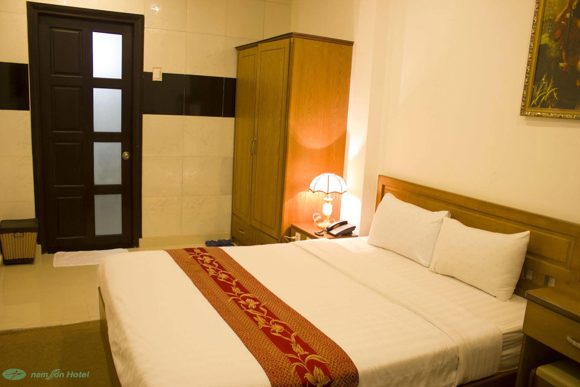 Nam Son Hotel Thành Pho Ho Chí Minh Esterno foto