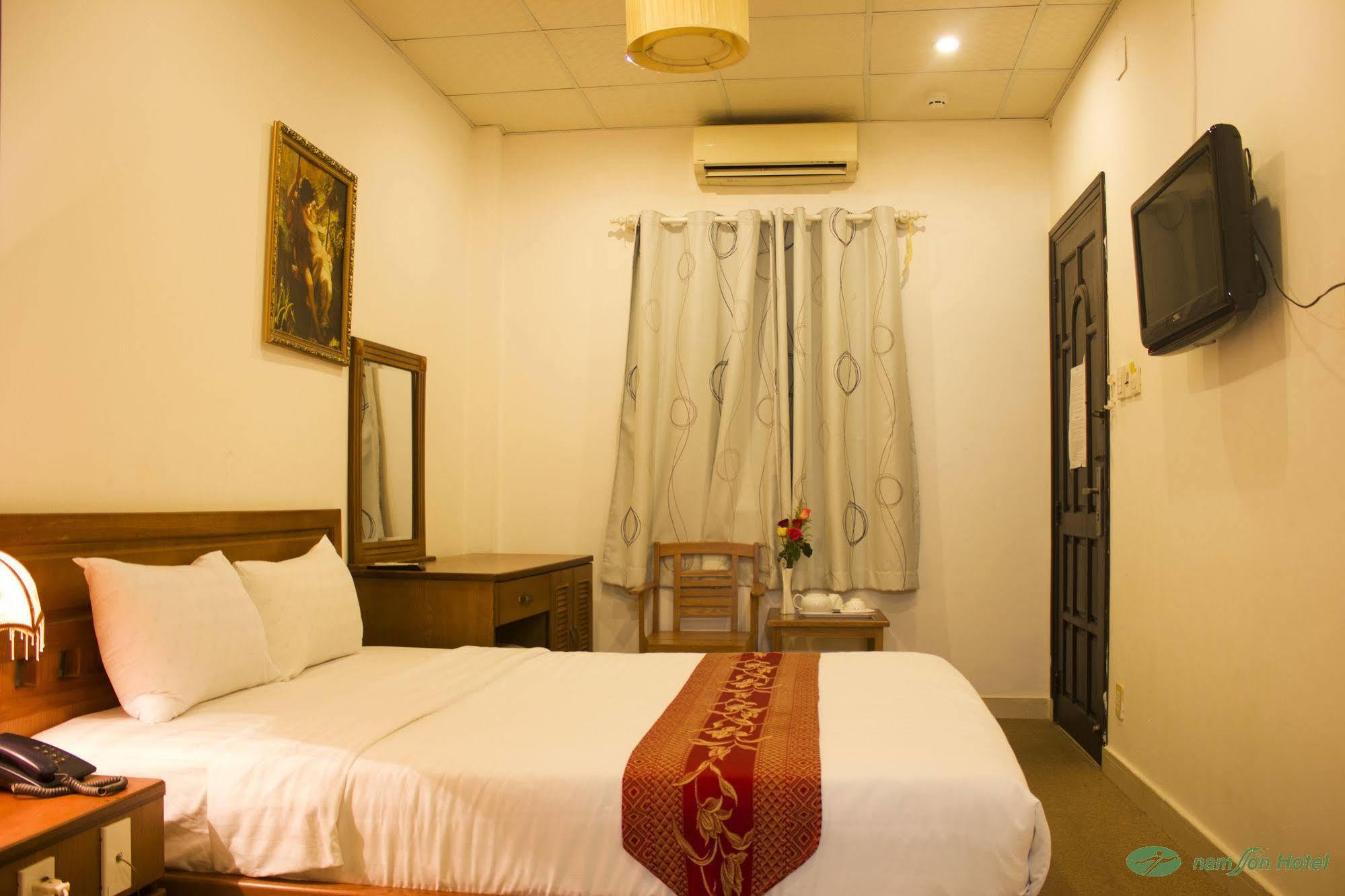 Nam Son Hotel Thành Pho Ho Chí Minh Esterno foto
